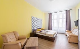 Spacious Apartment Decin